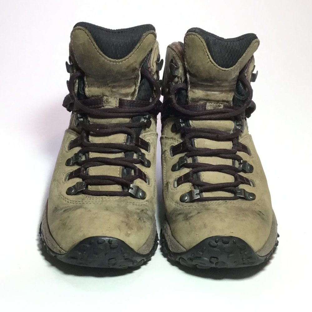 Merrell Woman s Leather 6 Hiking Boots Waterproof Brown Size 6 GUC - Picture 2 of 8
